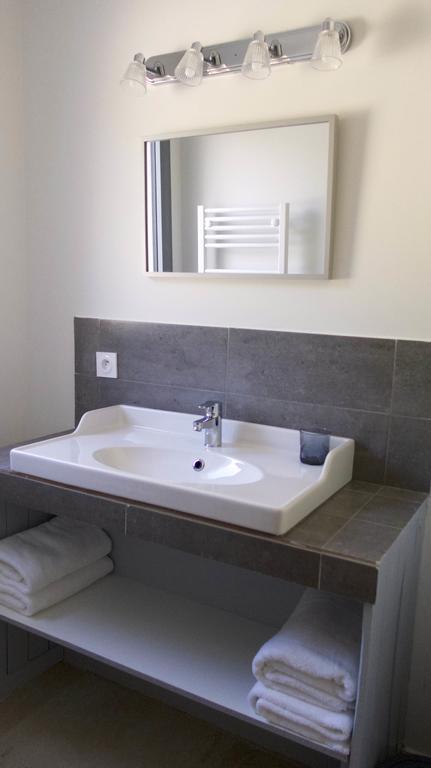 Les Lodges Du Pic Le Triadou Ngoại thất bức ảnh