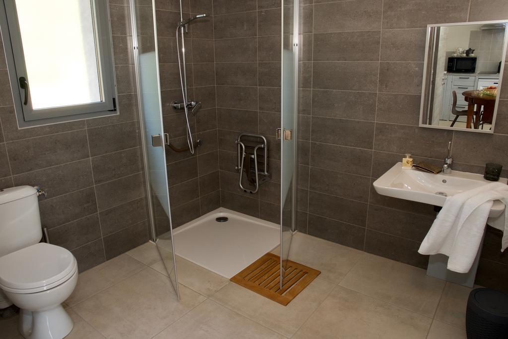 Les Lodges Du Pic Le Triadou Ngoại thất bức ảnh